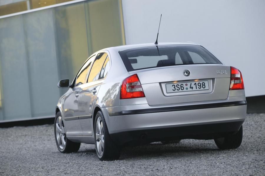  Skoda Octavia (1Z) 2004 года  (фото 33 из 38)